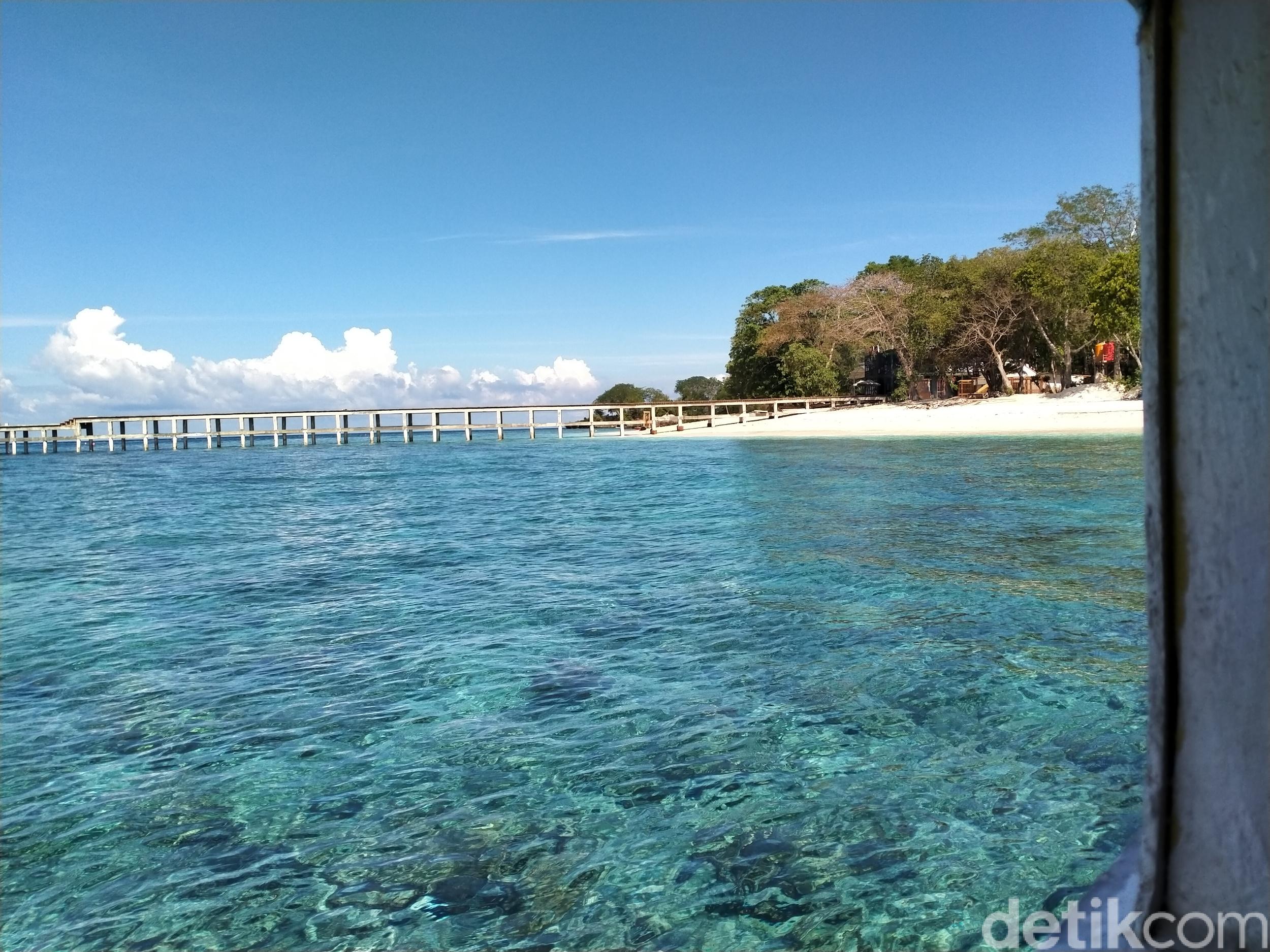 Wisata Alam Gili Trawangan di Sulawesi Utara